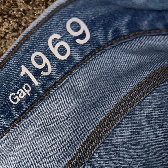 Gap Sexy Boyfriend Jeans | 24 R - Picture 4 of 6